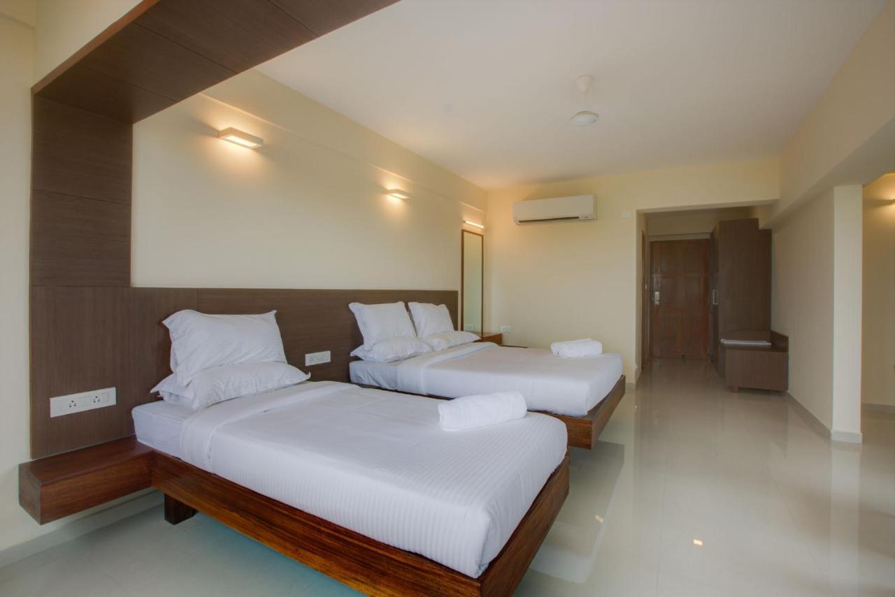 Hotel Bms Mangalore Exteriör bild