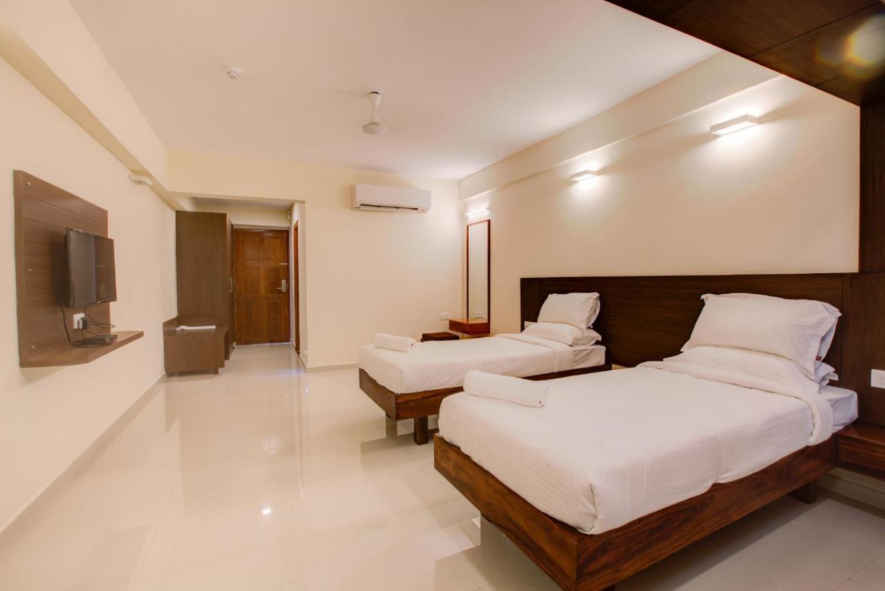 Hotel Bms Mangalore Exteriör bild