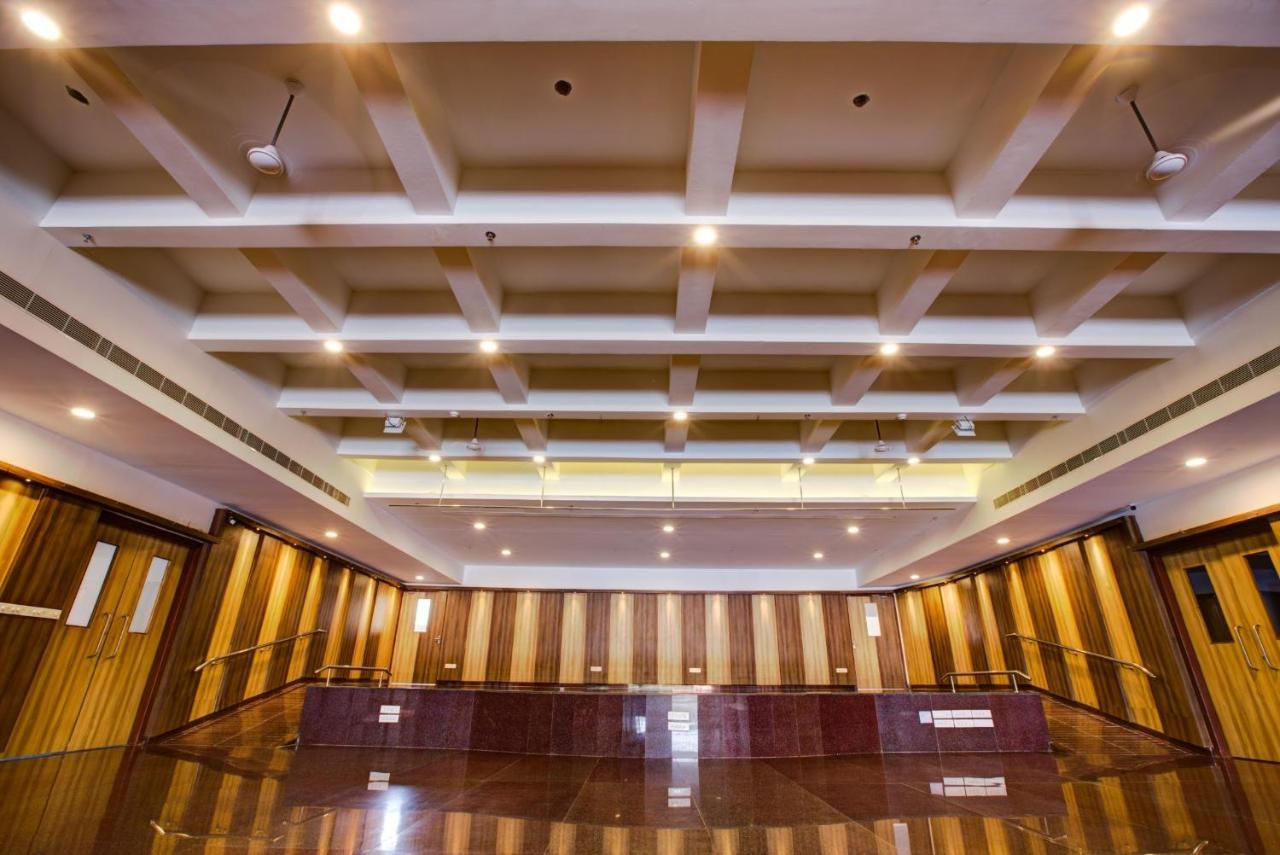 Hotel Bms Mangalore Exteriör bild